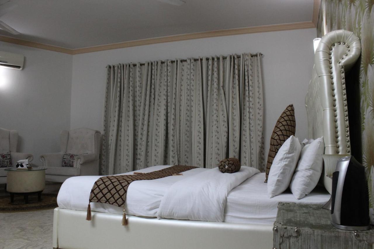 Royal Luxus Guest House Islamabad Exterior foto